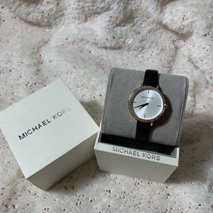 Michael Kors Leather band WATCH!!
